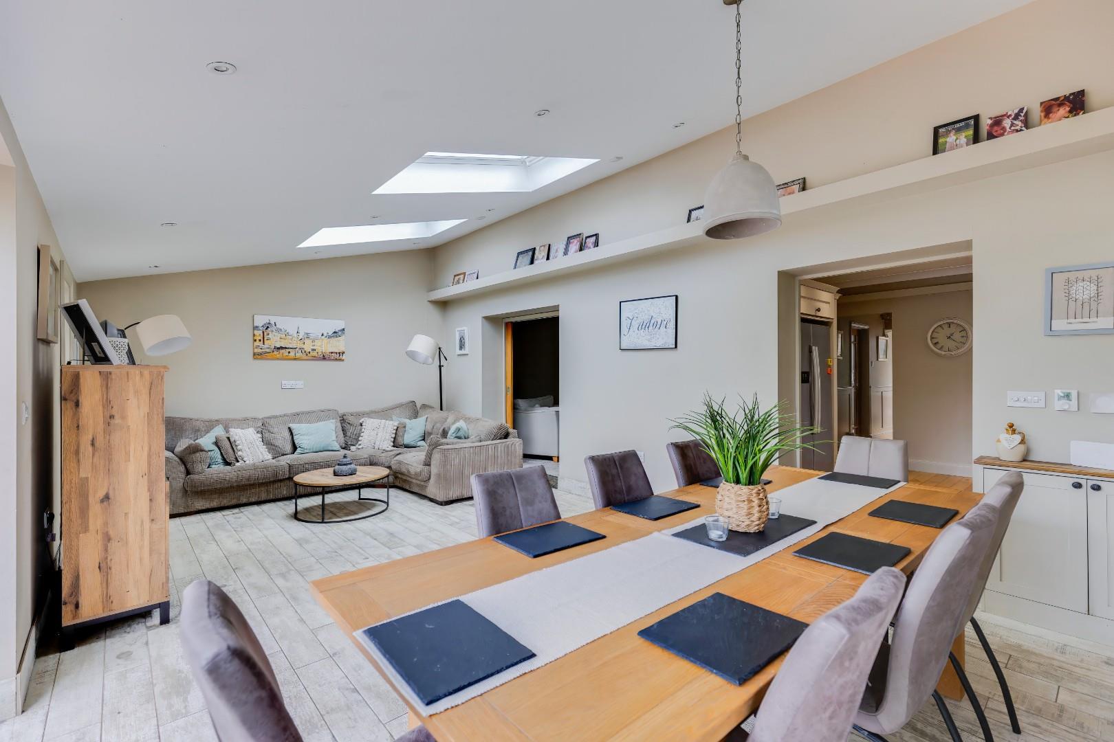 Robgill, Gwern Y Steeple Peterston-Super-Ely, Cardiff, South Glamorgan, CF5 6LG